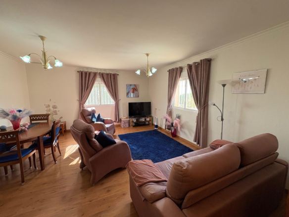 3-bedroom Detached Villa In Pinoso, Spain (160 M²)