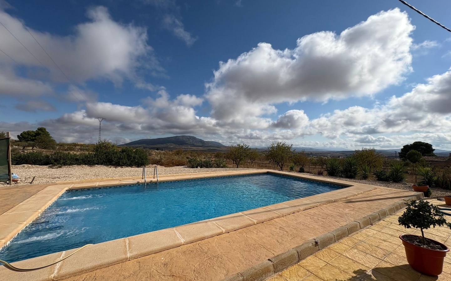 3-bedroom Detached Villa In Pinoso, Spain (160 M²)