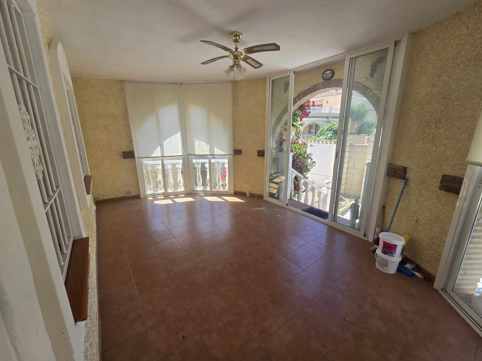 5-bedroom Detached Villa In Monforte Del Cid, Spain (205 M²)