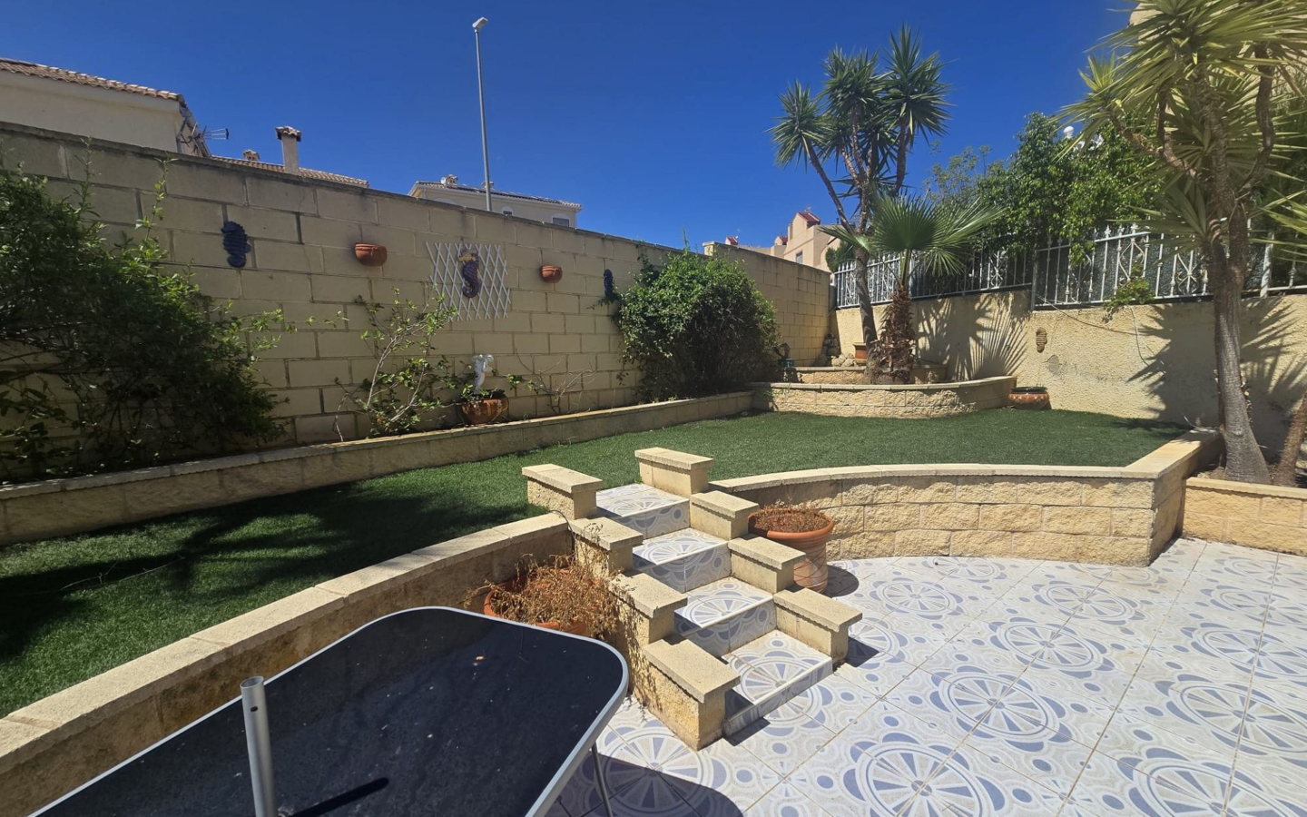 5-bedroom Detached Villa In Monforte Del Cid, Spain (205 M²)