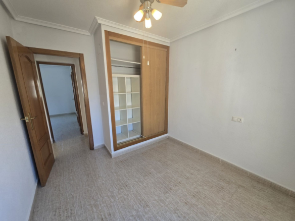 5-bedroom Detached Villa In Monforte Del Cid, Spain (205 M²)