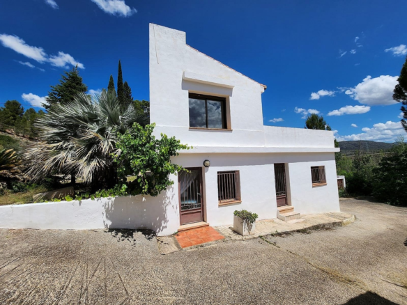 10-bedroom Country House In Jalance, Spain (811 M²)
