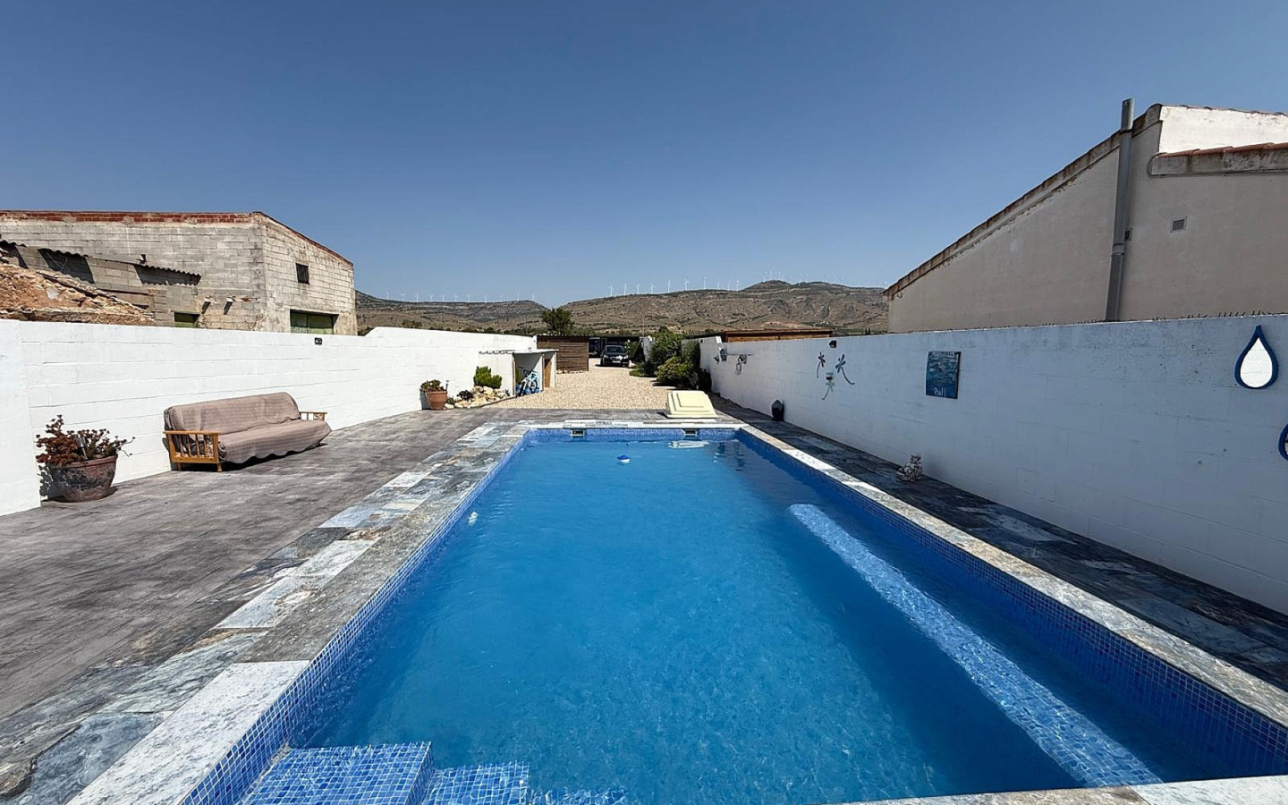 3-bedroom Detached Villa In Caudete, Spain (150 M²)