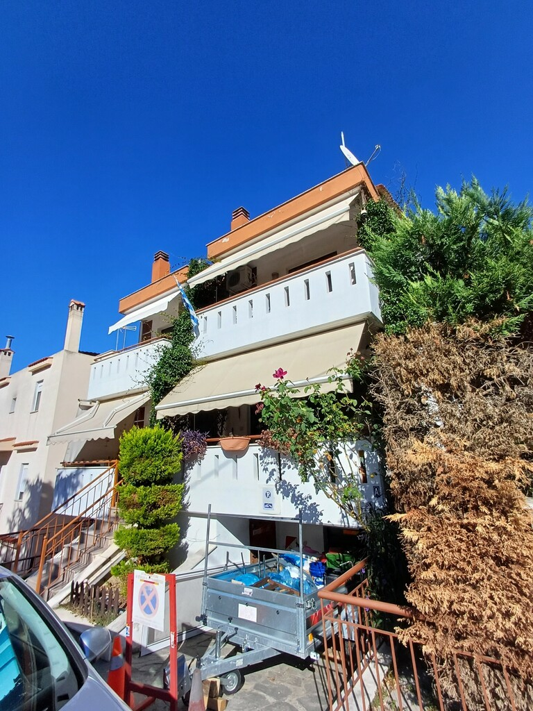 4-bedroom Maisonette In Thermi, Greece (118 M²)