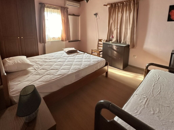 Hotel In Konitsa, Greece (310 M²)