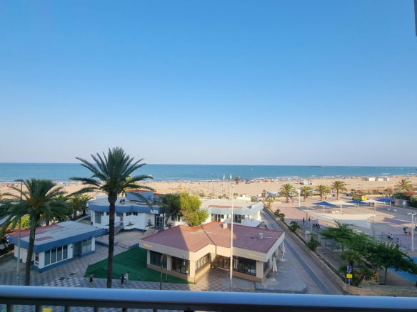 2-bedroom Apartment In Port De Sagunt (85 M²)