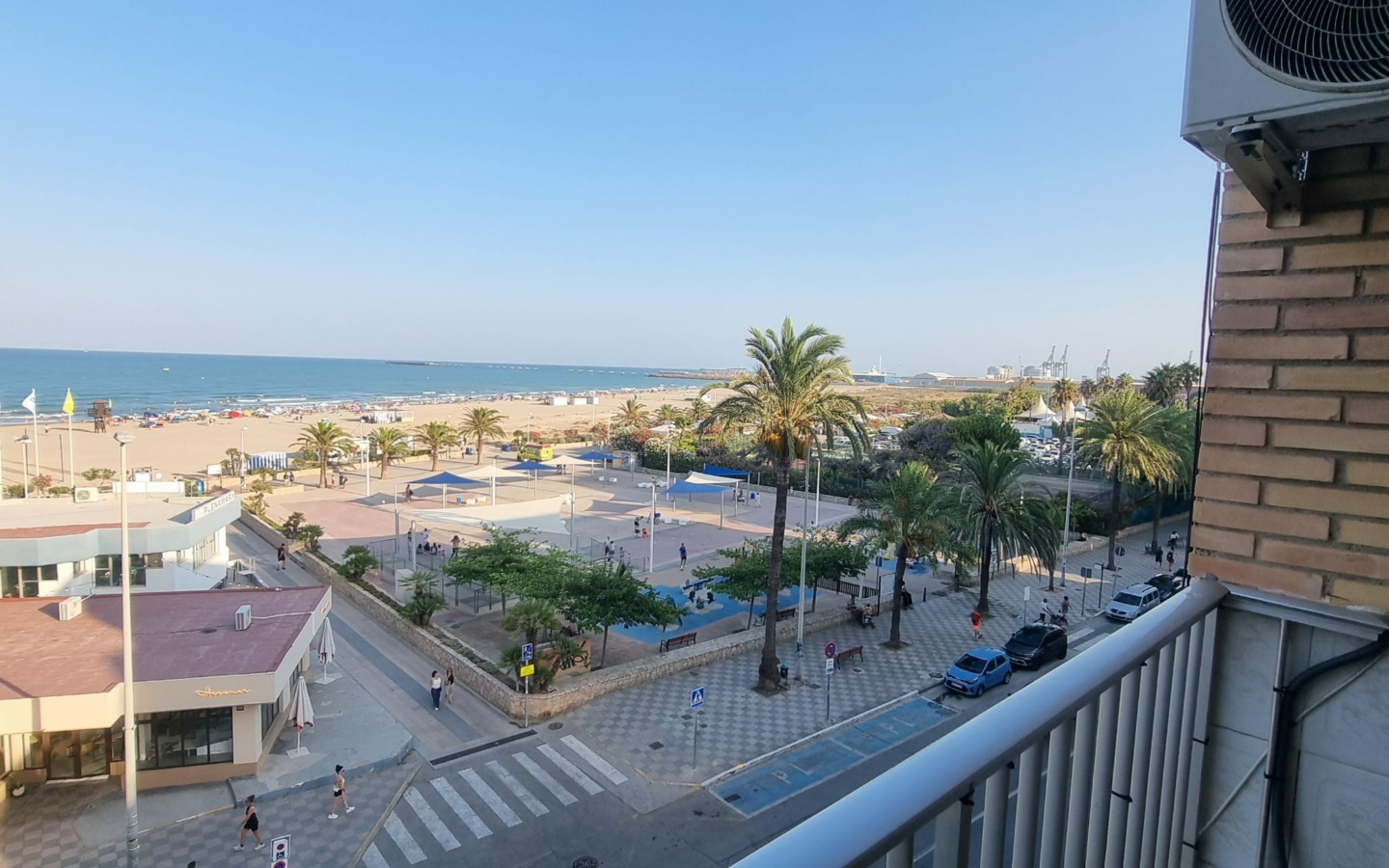 2-bedroom Apartment In Port De Sagunt (85 M²)