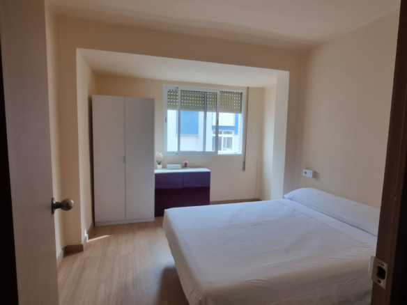 2-bedroom Apartment In Port De Sagunt (85 M²)