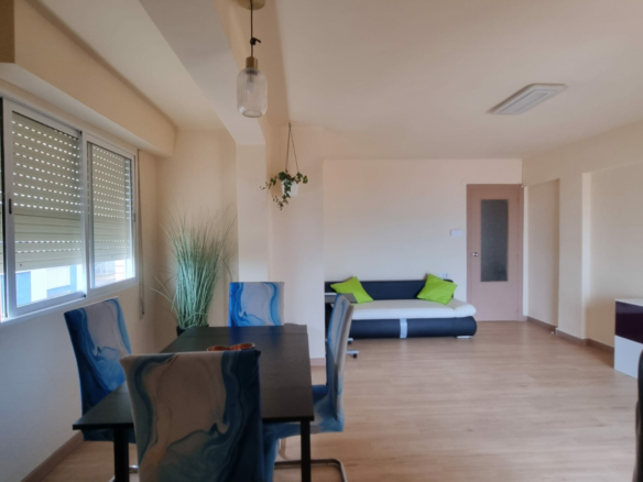 2-bedroom Apartment In Port De Sagunt (85 M²)