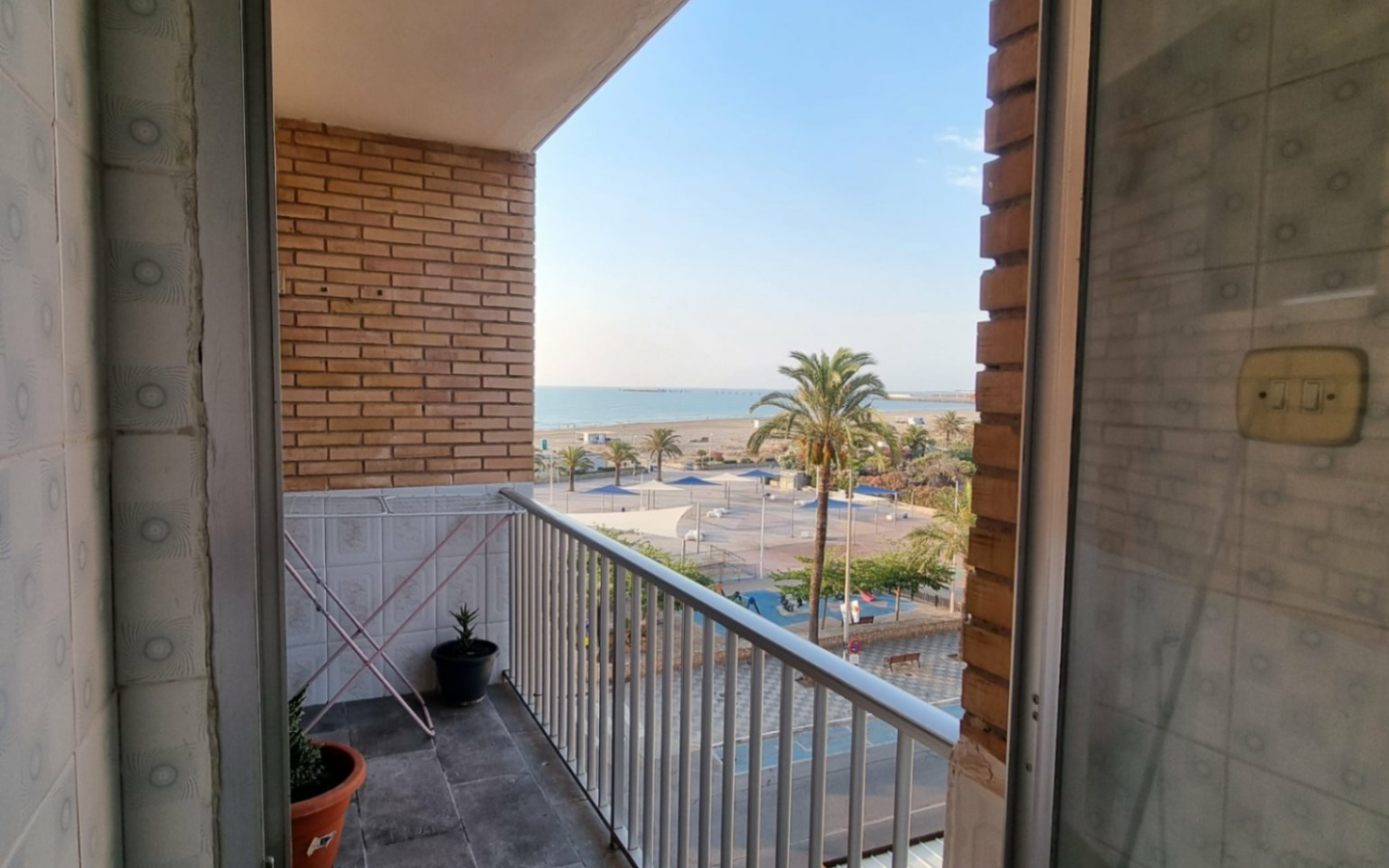 2-bedroom Apartment In Port De Sagunt (85 M²)