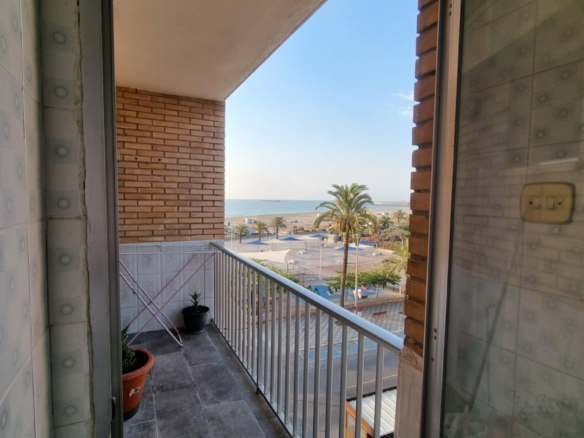 2-bedroom Apartment In Port De Sagunt (85 M²)