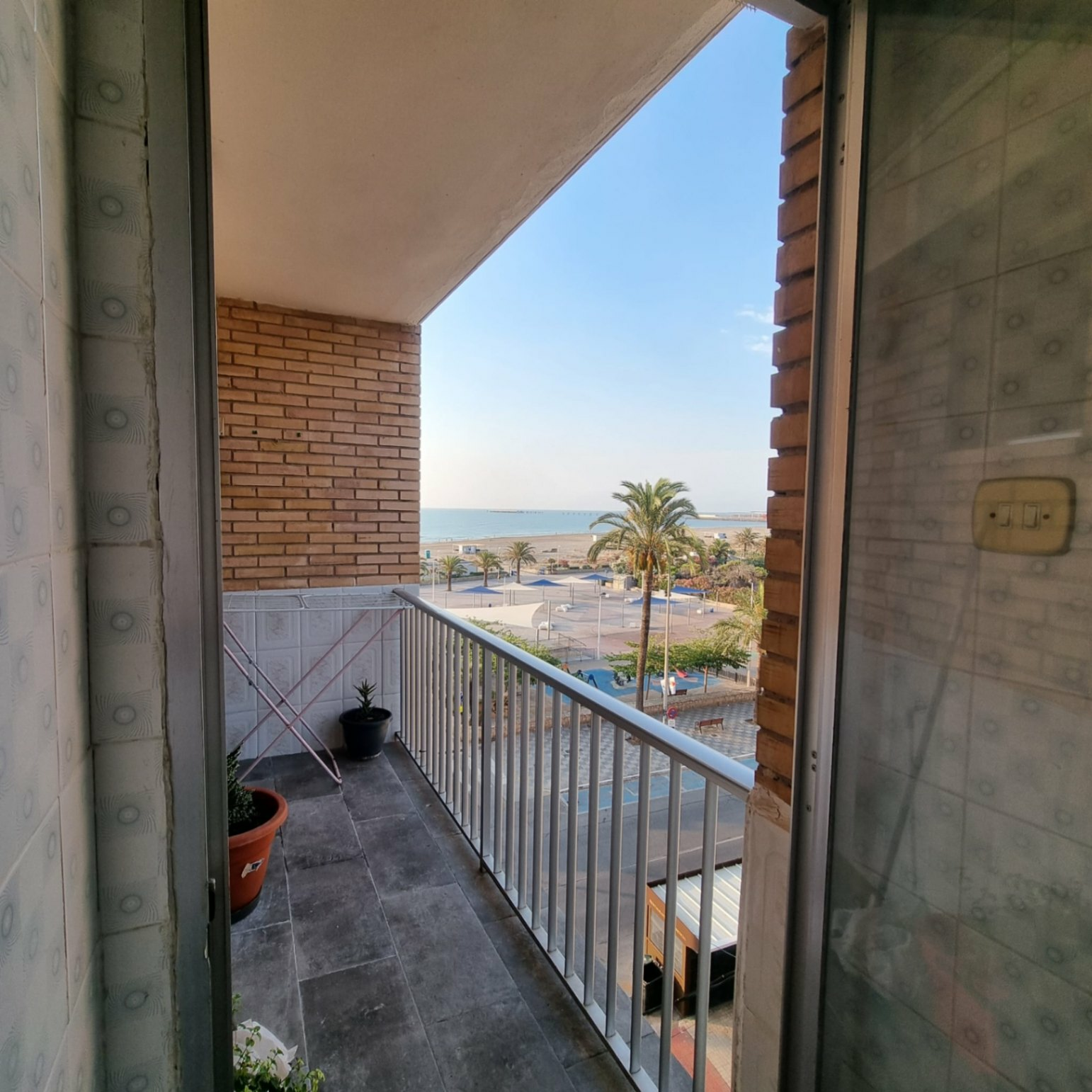 2-bedroom Apartment In Port De Sagunt (85 M²)