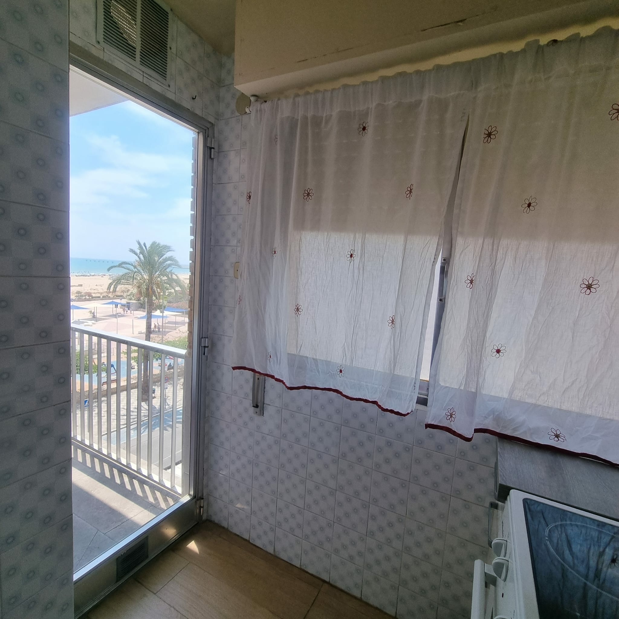 2-bedroom Apartment In Port De Sagunt (85 M²)