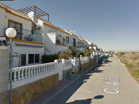 2-bedroom Bungalow In Torrevieja, Spain (55 M²)