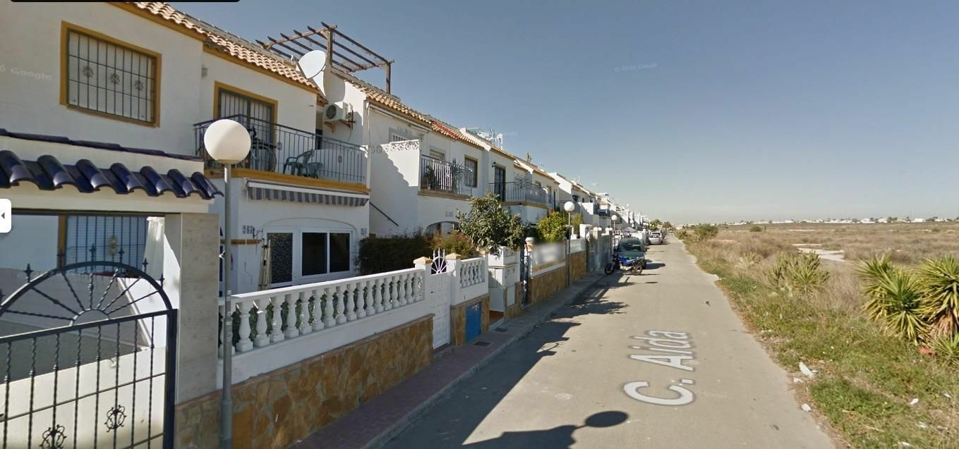 2-bedroom Bungalow In Torrevieja, Spain (55 M²)