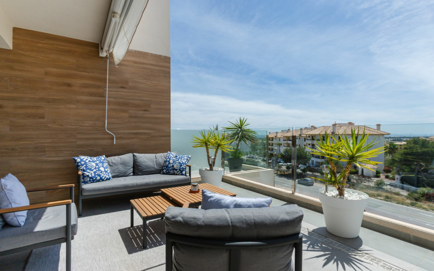 2-bedroom Apartment In Orihuela Costa, Spain (93 M²)