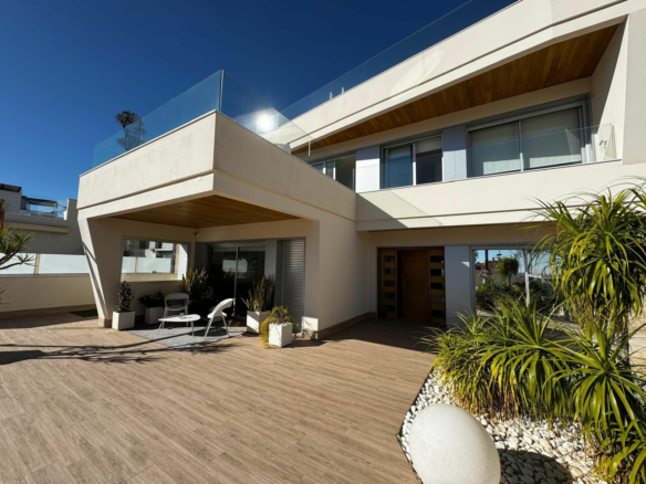 4-bedroom Villa In Orihuela Costa, Spain (349 M²)