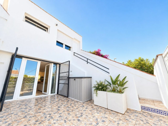 3-bedroom House In Torrevieja, Spain (91 M²)