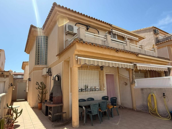 3-bedroom Terraced House In Pilar De La Horadada, Spain