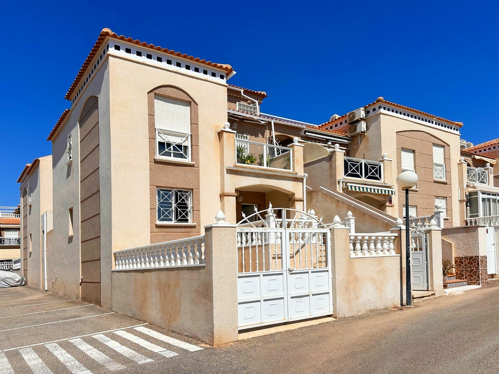 2-bedroom Bungalow In Albacete, Spain (59 M²)