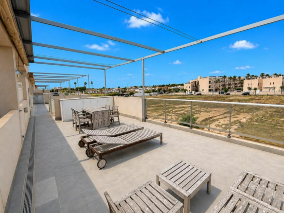 2-bedroom Apartment In Pilar De La Horadada, Spain