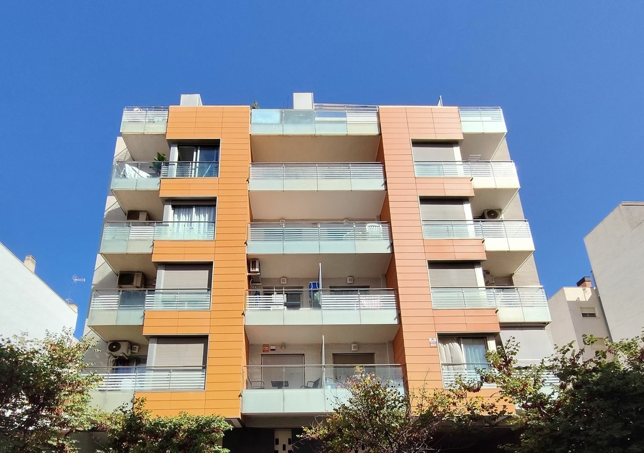 3-bedroom Apartment In Torrevieja, Spain (96 M²)