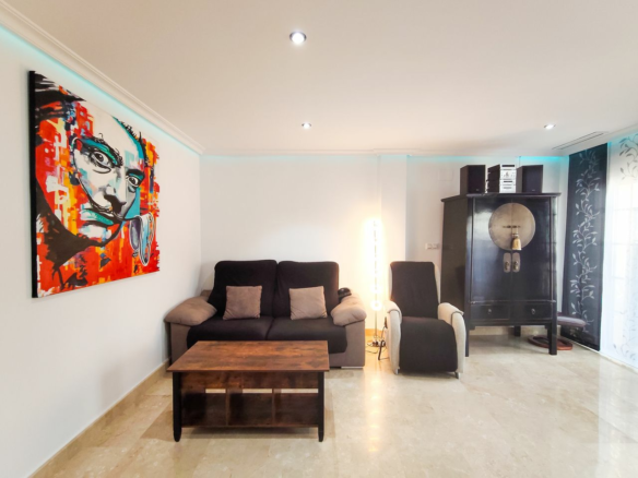 3-bedroom Apartment In Torrevieja, Spain (109 M²)