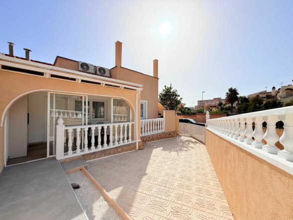 2-bedroom House In Torrevieja, Spain (63 M²)