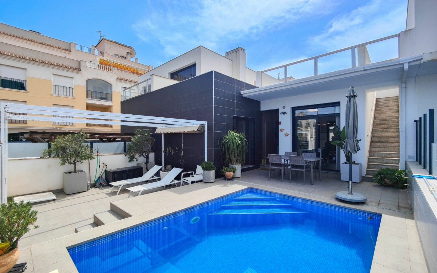 2-bedroom Villa In Formentera Del Segura, Spain (84 M²)