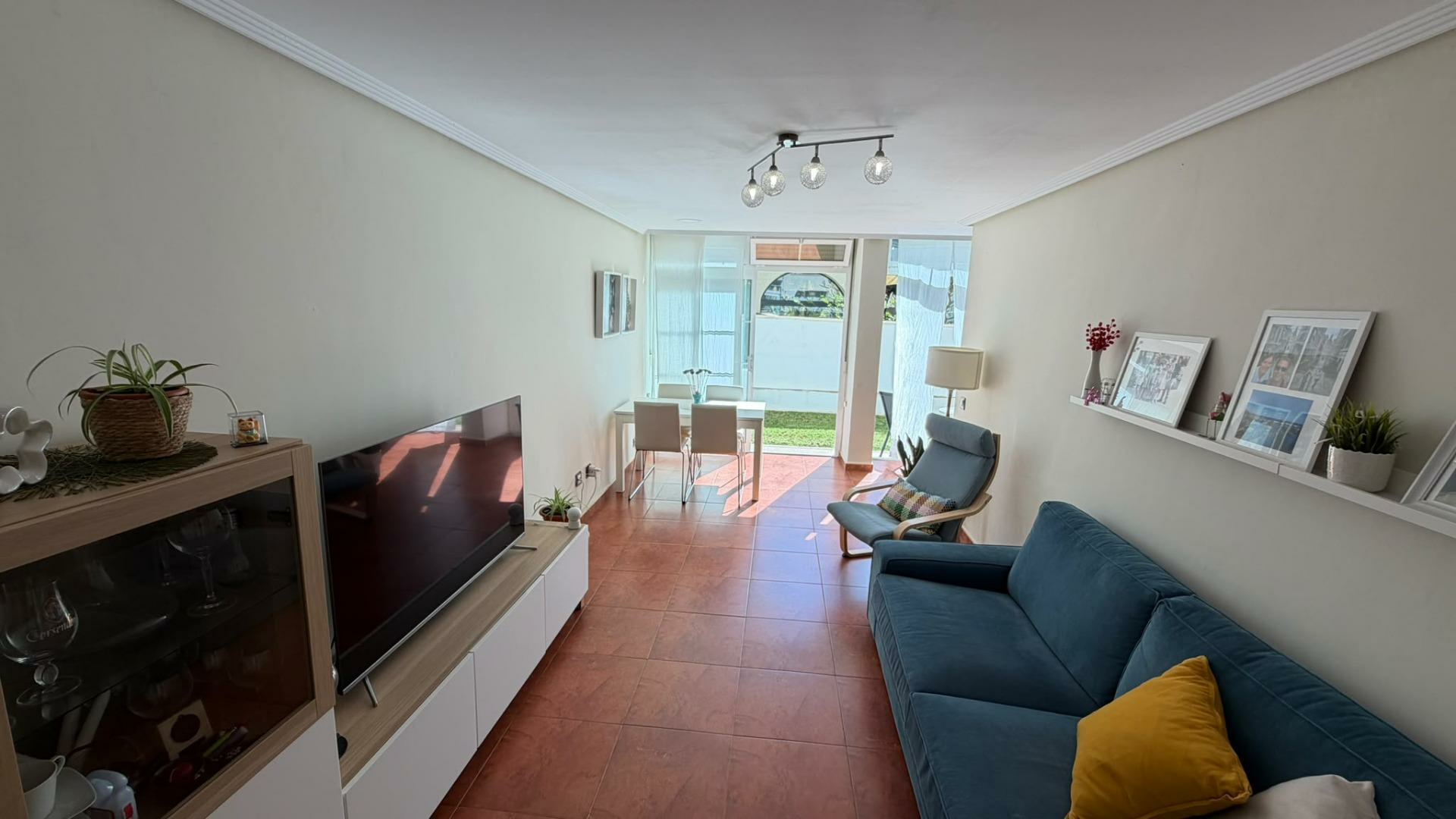 1-bedroom Apartment In Torrevieja, Spain (63 M²)