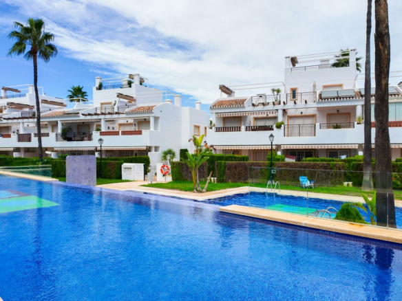 2-bedroom Apartment In Orihuela Costa, Spain (122 M²)