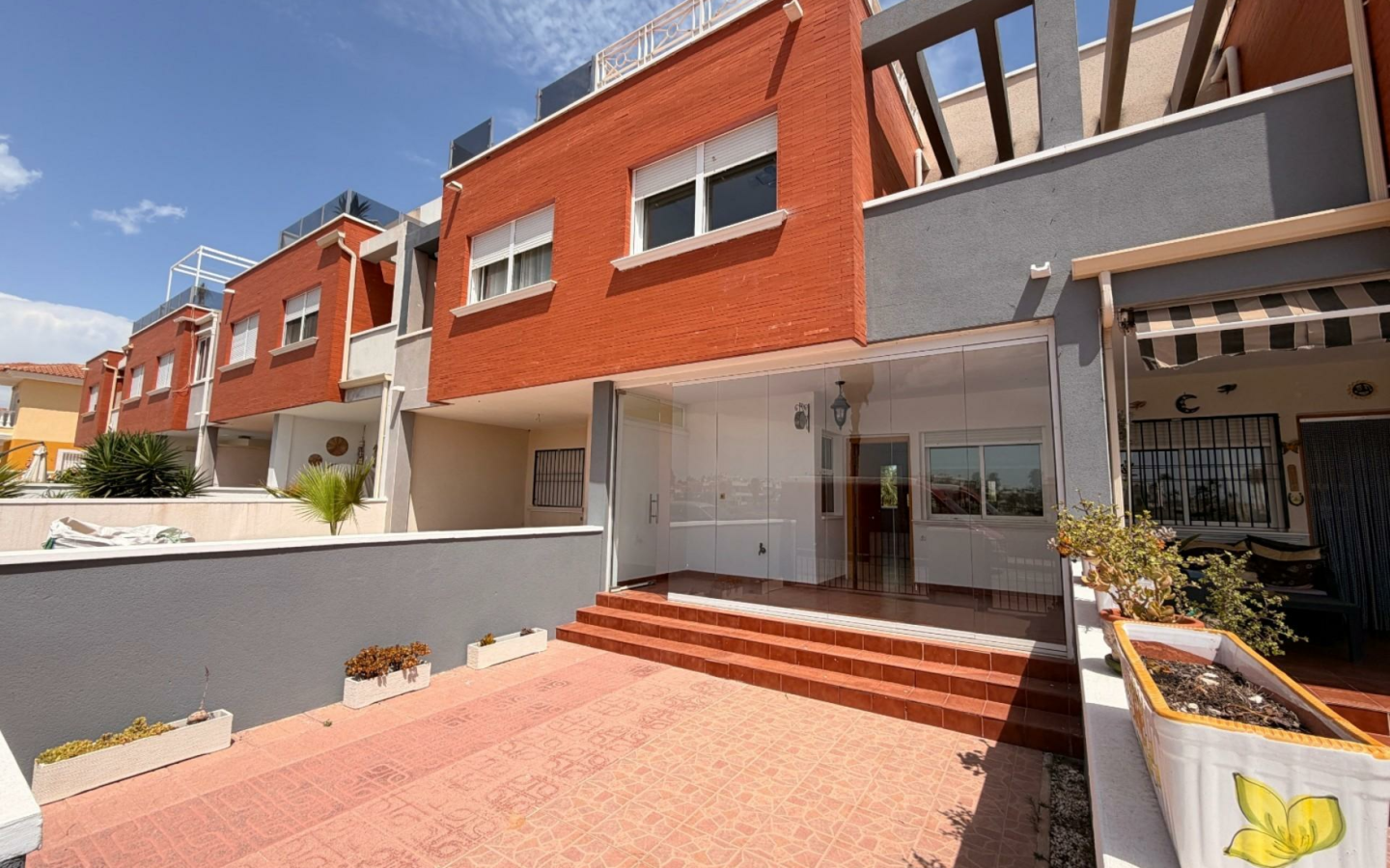 3-bedroom Terraced House In Algorfa, Spain (88 M²)