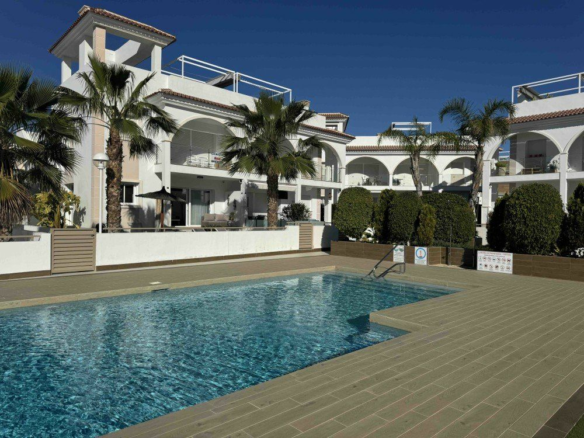 2-bedroom Apartment In Rojales, Spain (82 M²)