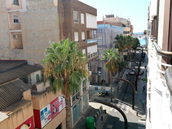 3-bedroom Apartment In Torrevieja, Spain (97 M²)
