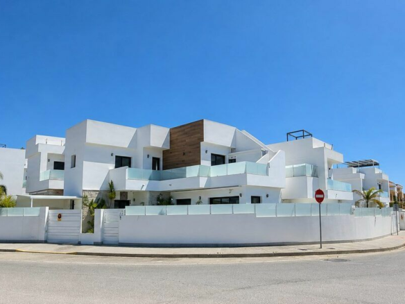 3-bedroom Villa In Los Montesinos, Spain