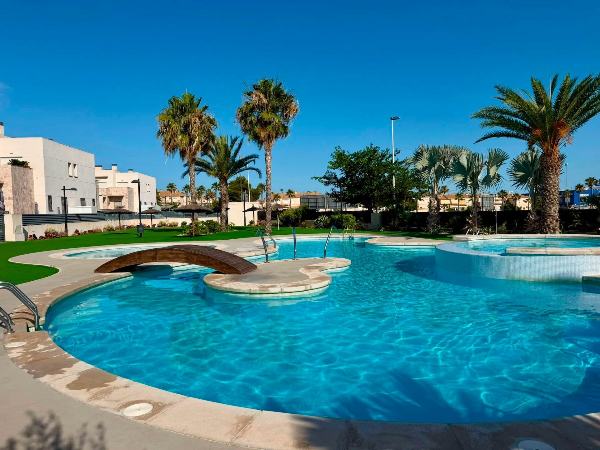 2-1-9047c0 2-bedroom Apartment In Torrevieja, Spain (81 M²)