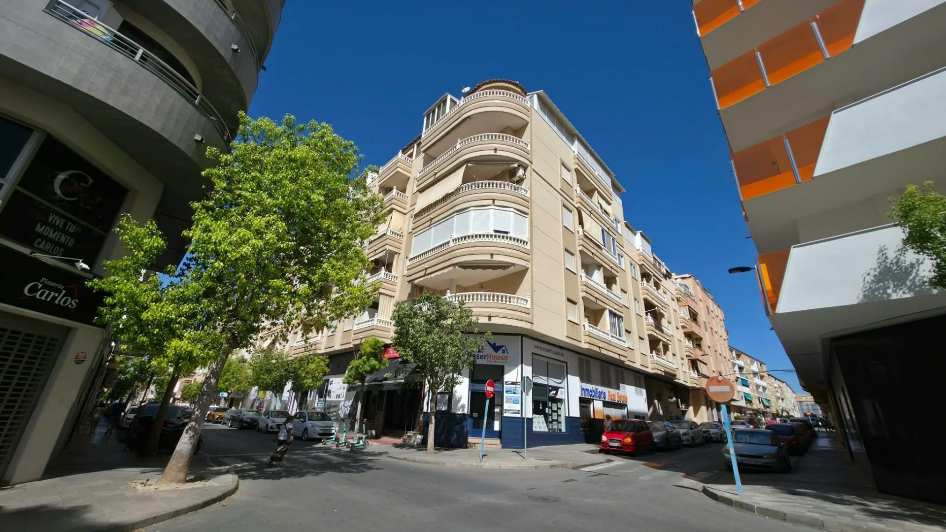 3-bedroom Apartment In Torrevieja, Spain (86 M²)