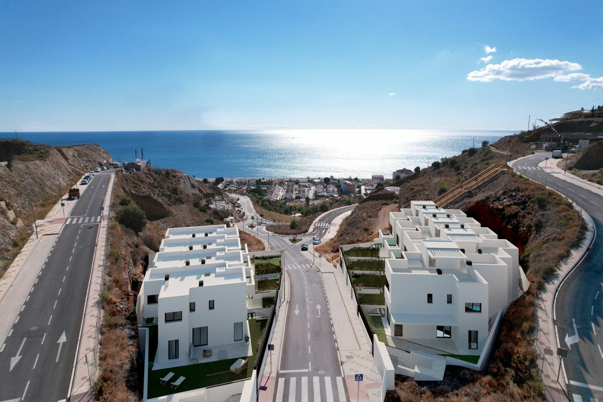 4-bedroom House In Rincón De La Victoria, Spain (272 M²)