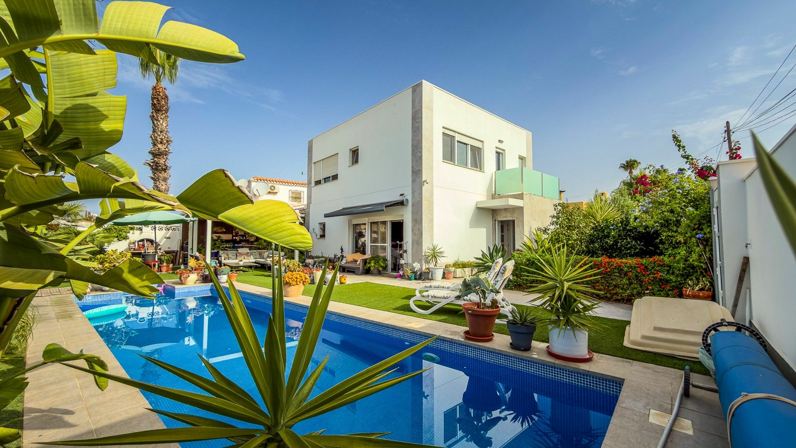 2-bedroom Villa In Torrevieja, Spain (130 M²)