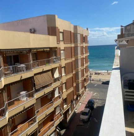 1-bedroom Penthouse In Torrevieja, Spain (73 M²)