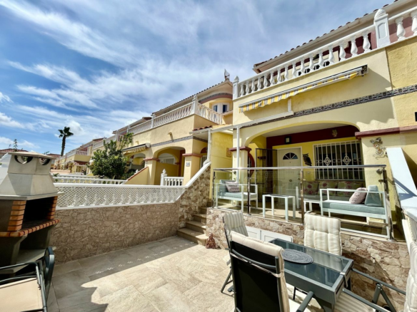 3-bedroom House In Cabo Roig, Spain (64 M²)