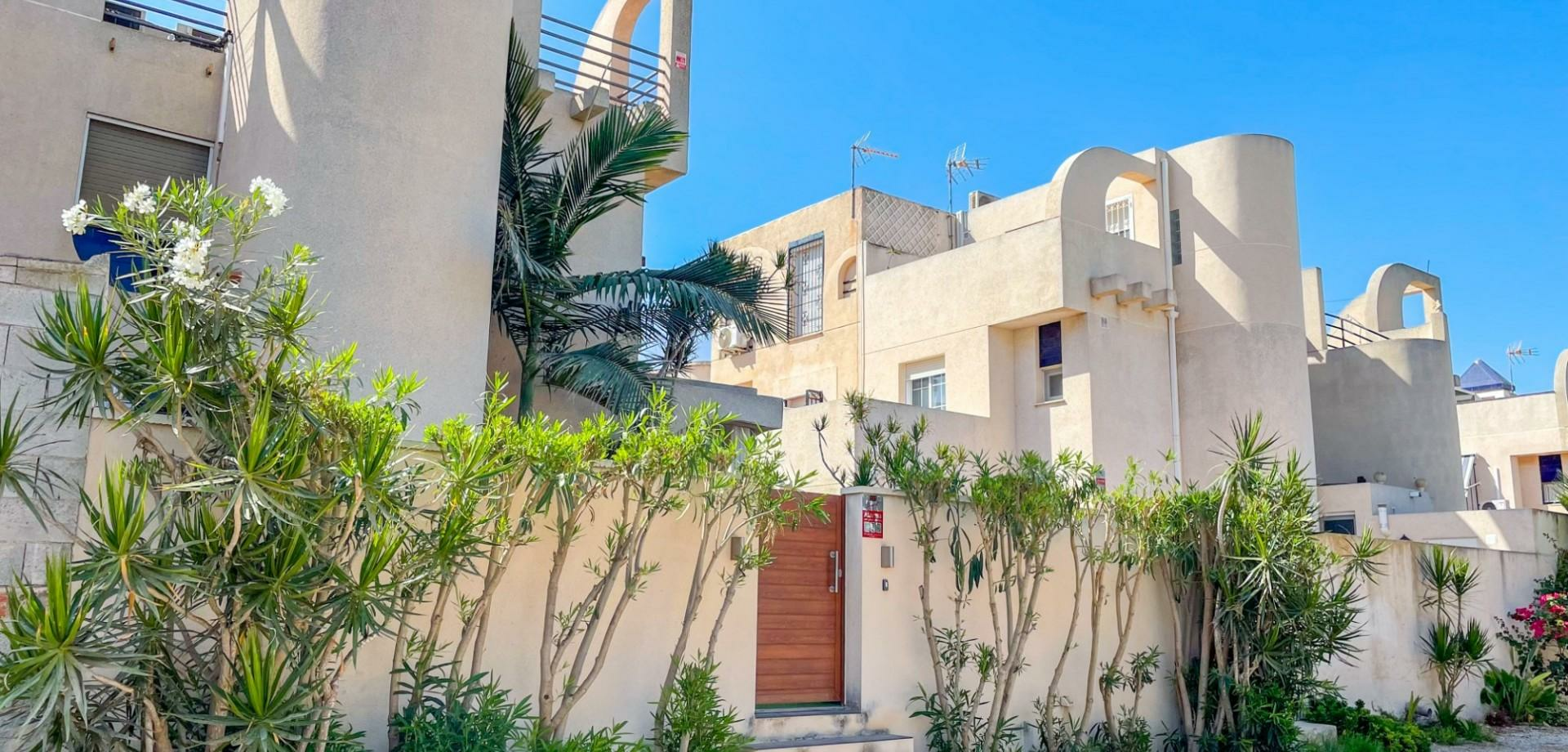 2-bedroom Terraced House In Torrevieja, Spain (54 M²)
