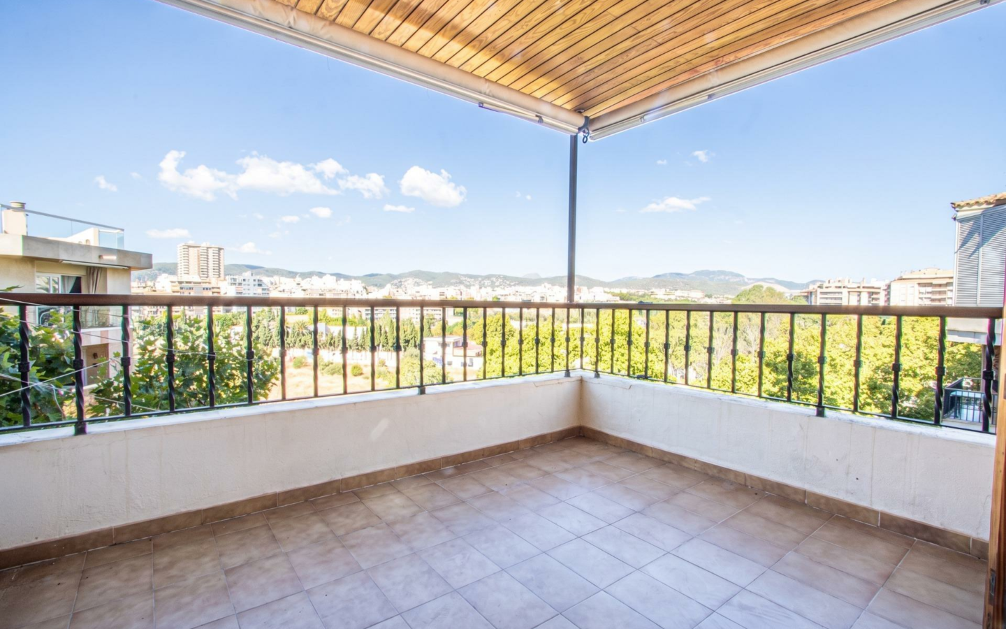 5-bedroom Flat In Palma De Mallorca, Spain (172 M²)