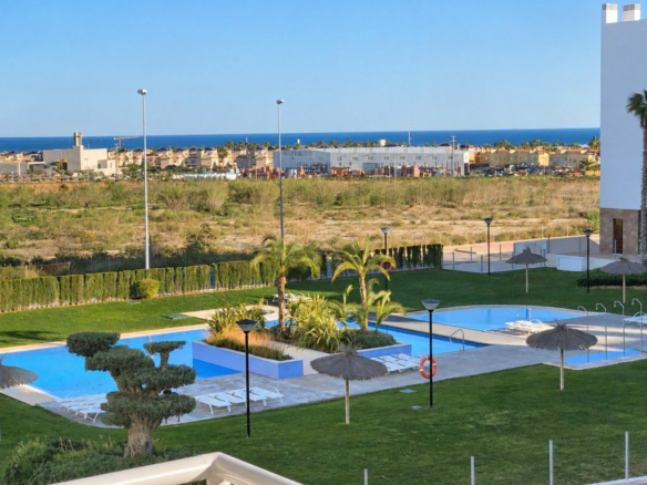 2-bedroom Apartment In Orihuela Costa, Spain (86 M²)