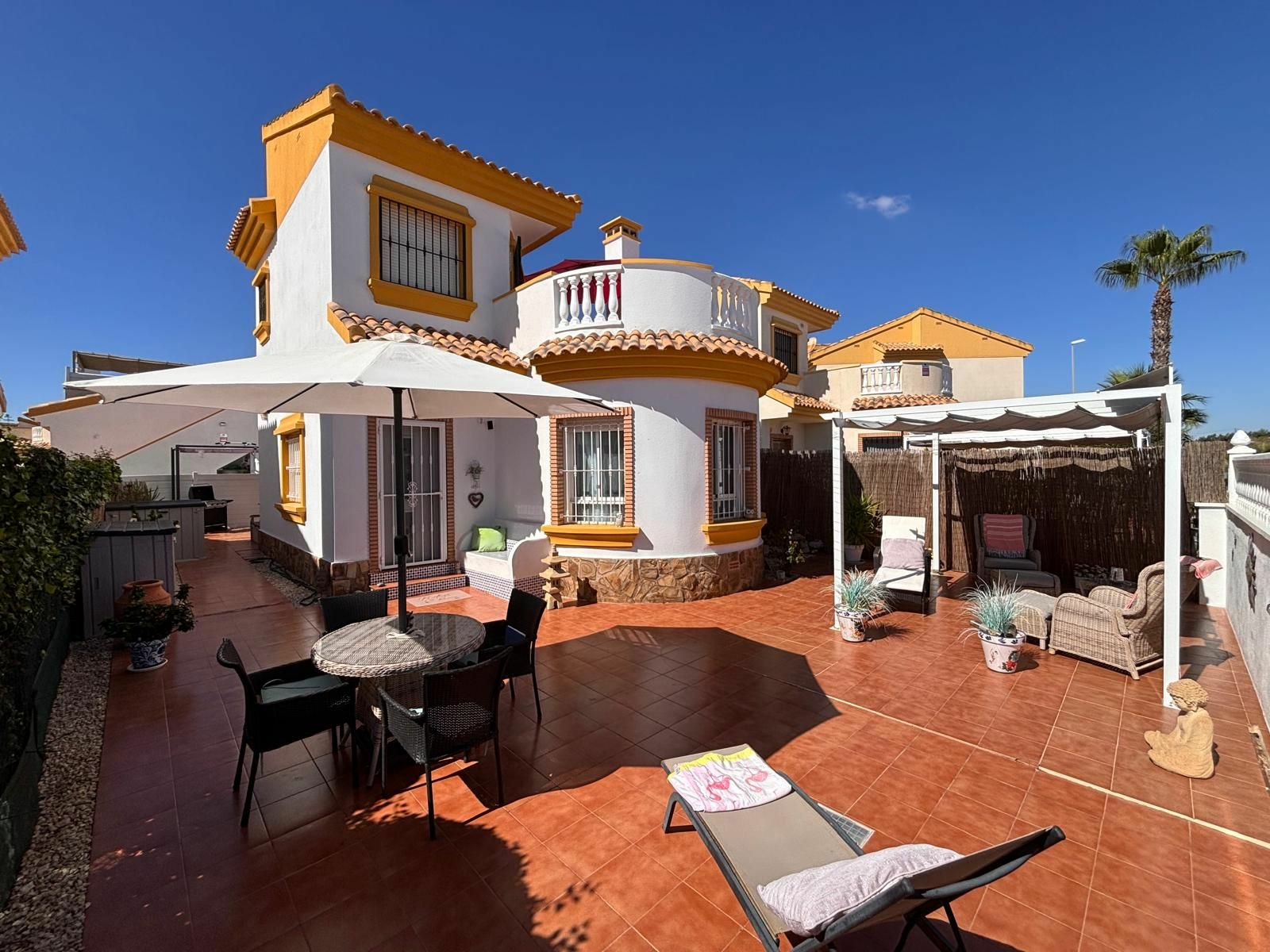 2-1-fe442d 3-bedroom Villa In Guardamar Del Segura, Spain (108 M²)