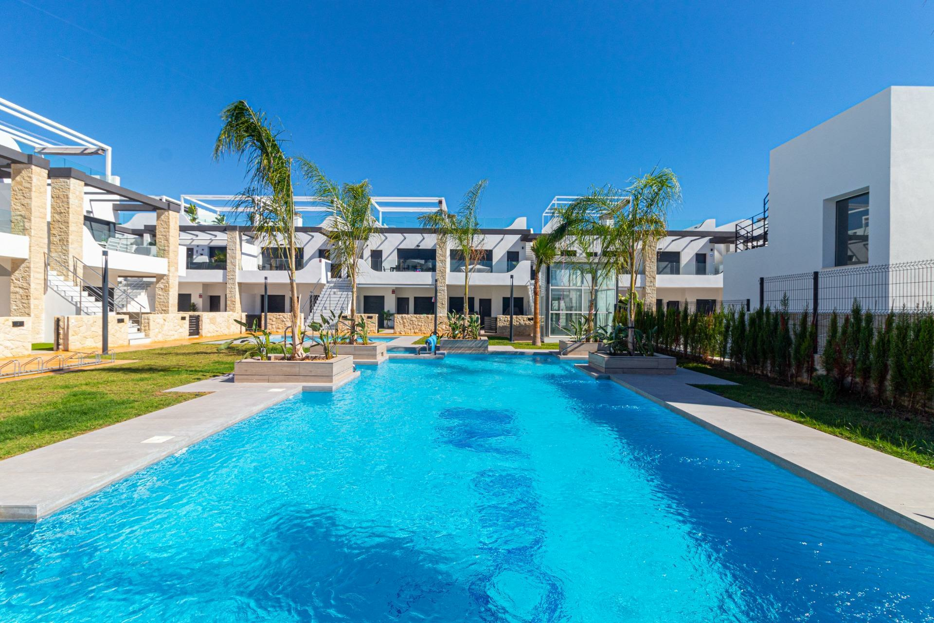 3-bedroom Apartment In Orihuela Costa, Spain (83 M²)