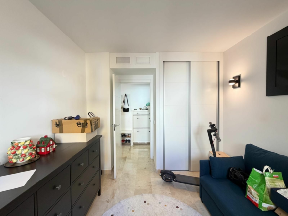 3-bedroom Apartment In Torrevieja, Spain (113 M²)