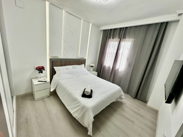 3-bedroom Apartment In Torrevieja, Spain (75 M²)