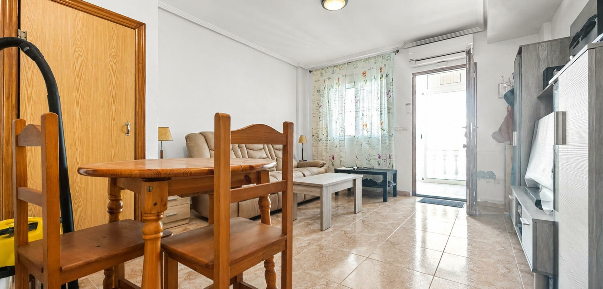 2-bedroom Terraced House In Torrevieja, Spain (69 M²)
