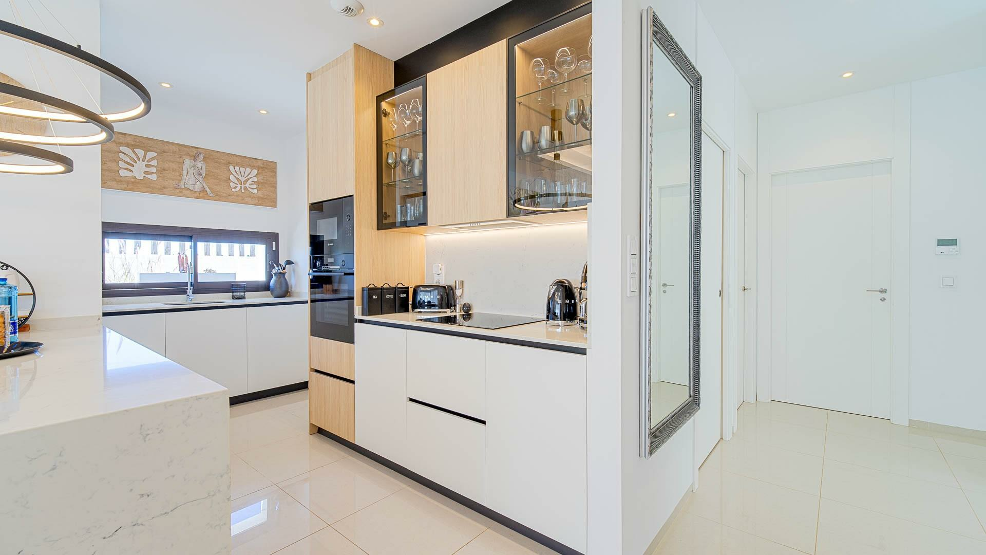 3-bedroom Villa In Rojales, Spain (117 M²)